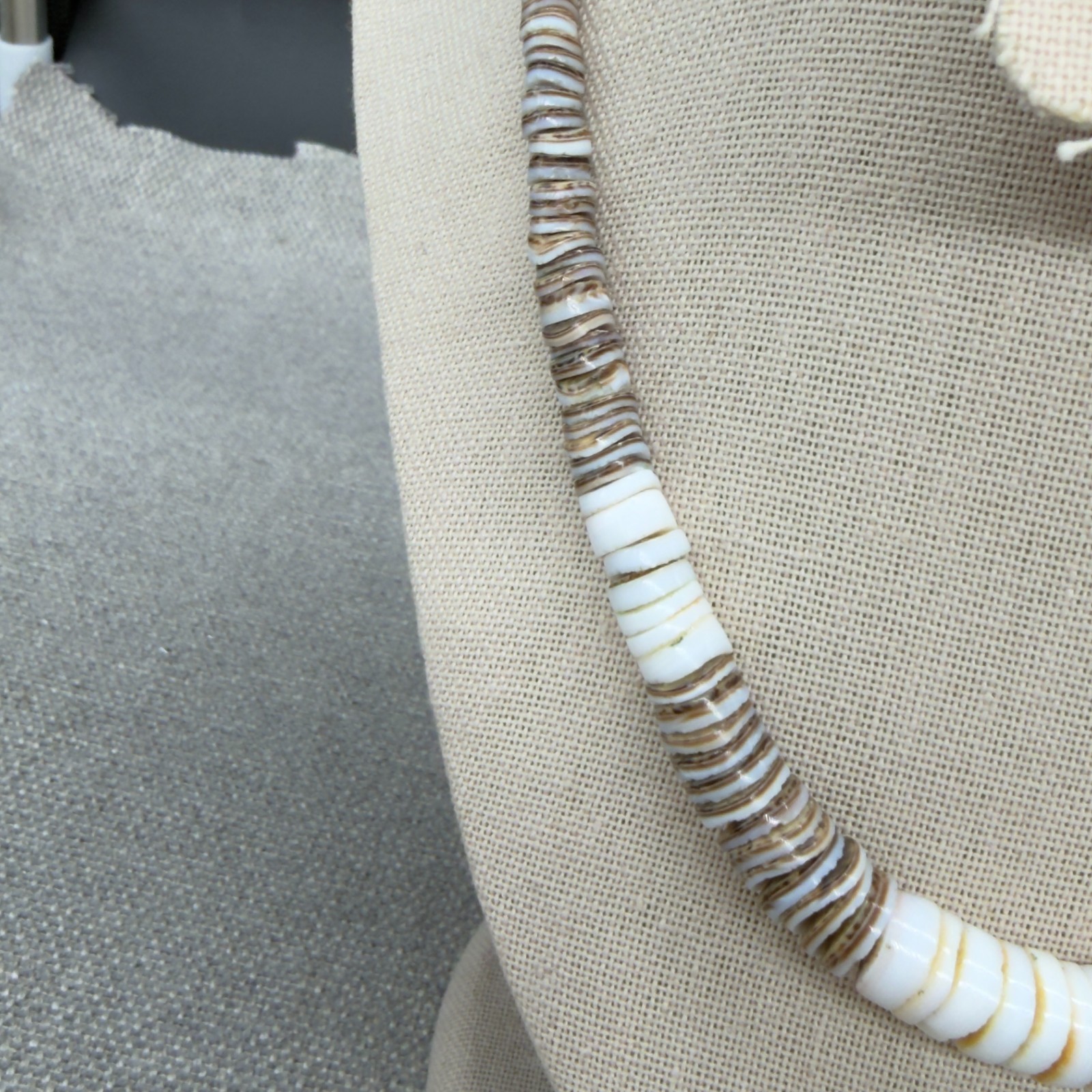 Vintage Heishi Necklace Brown White Shells Graduated Beads 15 Inches Surf Choker