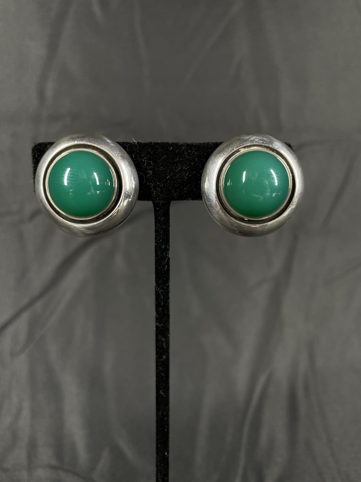 N E From Sterling & Chrysoprase Round MCM Earrings Denmark