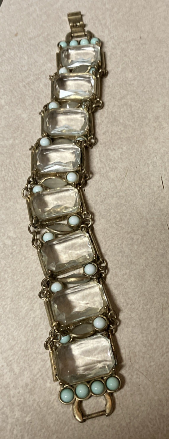 Vntge “Rock Crystal” Lucite/Acrylic Bracelet Rectangle Clear Faceted Panels 7.5”