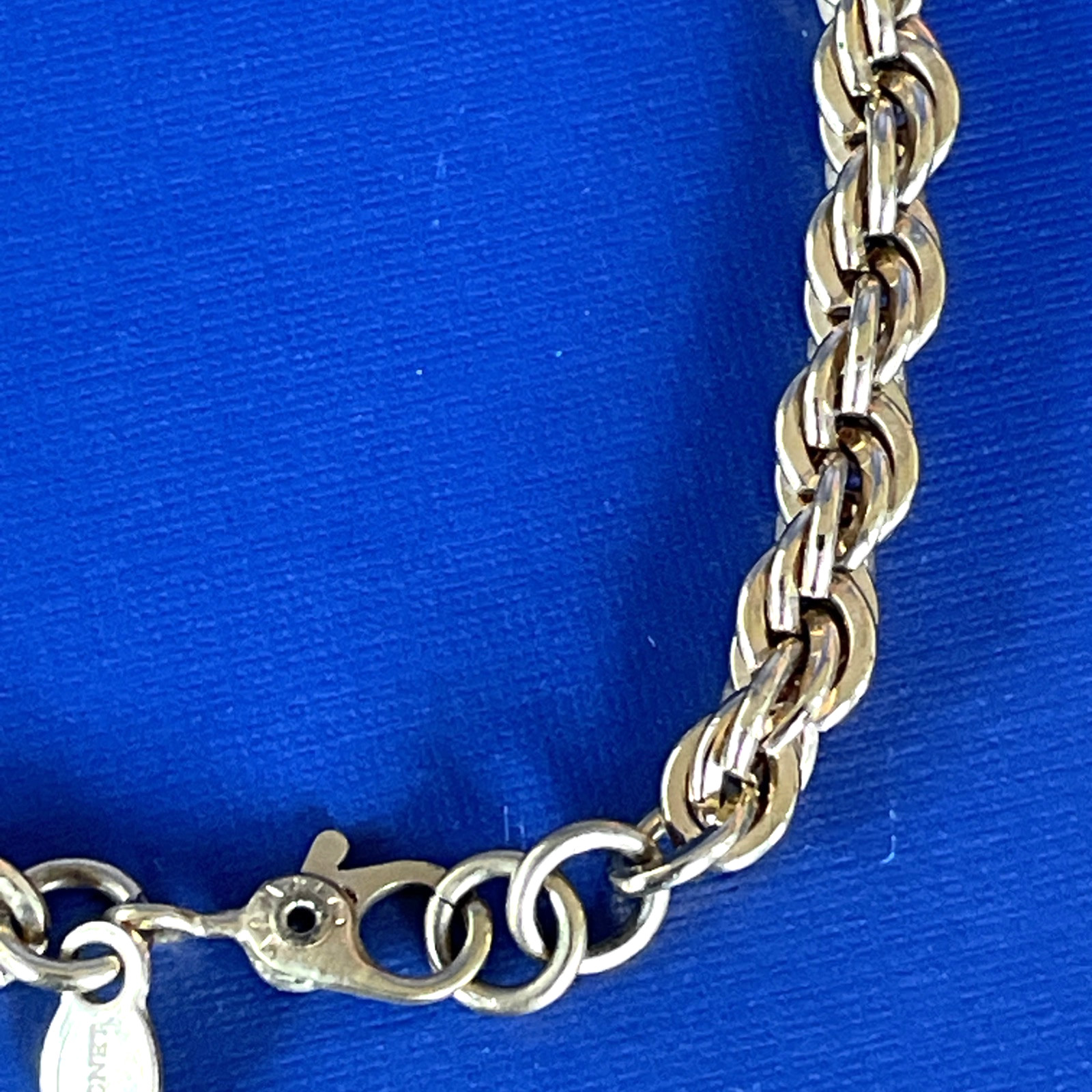 Vintage Monet Gold Tone Rope Chain Sister Clasp Bracelet 7”