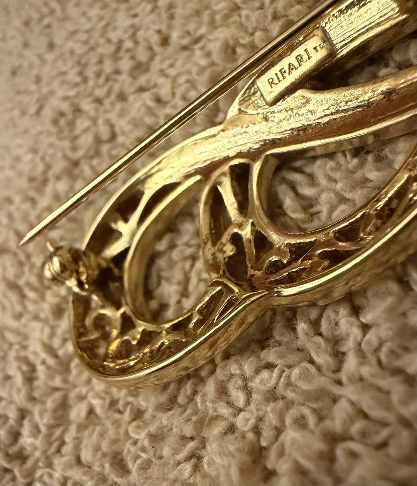 Vintage Trifari Filigree Brooch Pin + Stud Earrings (3pc Matching Set, Signed)