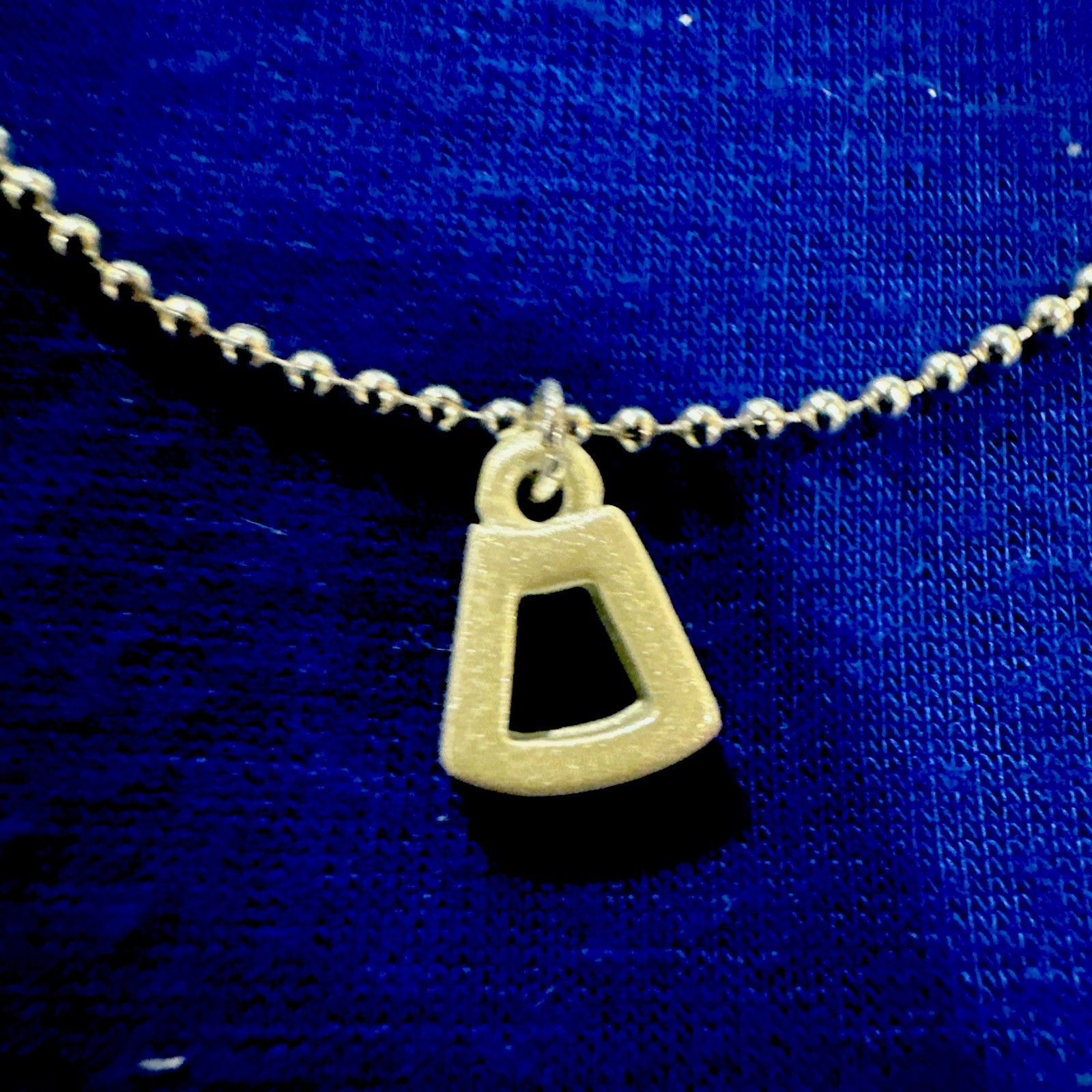 Signed Givenchy White Powder Coat 3 Lock Pendant Necklace 16in + 3in New – Boxed