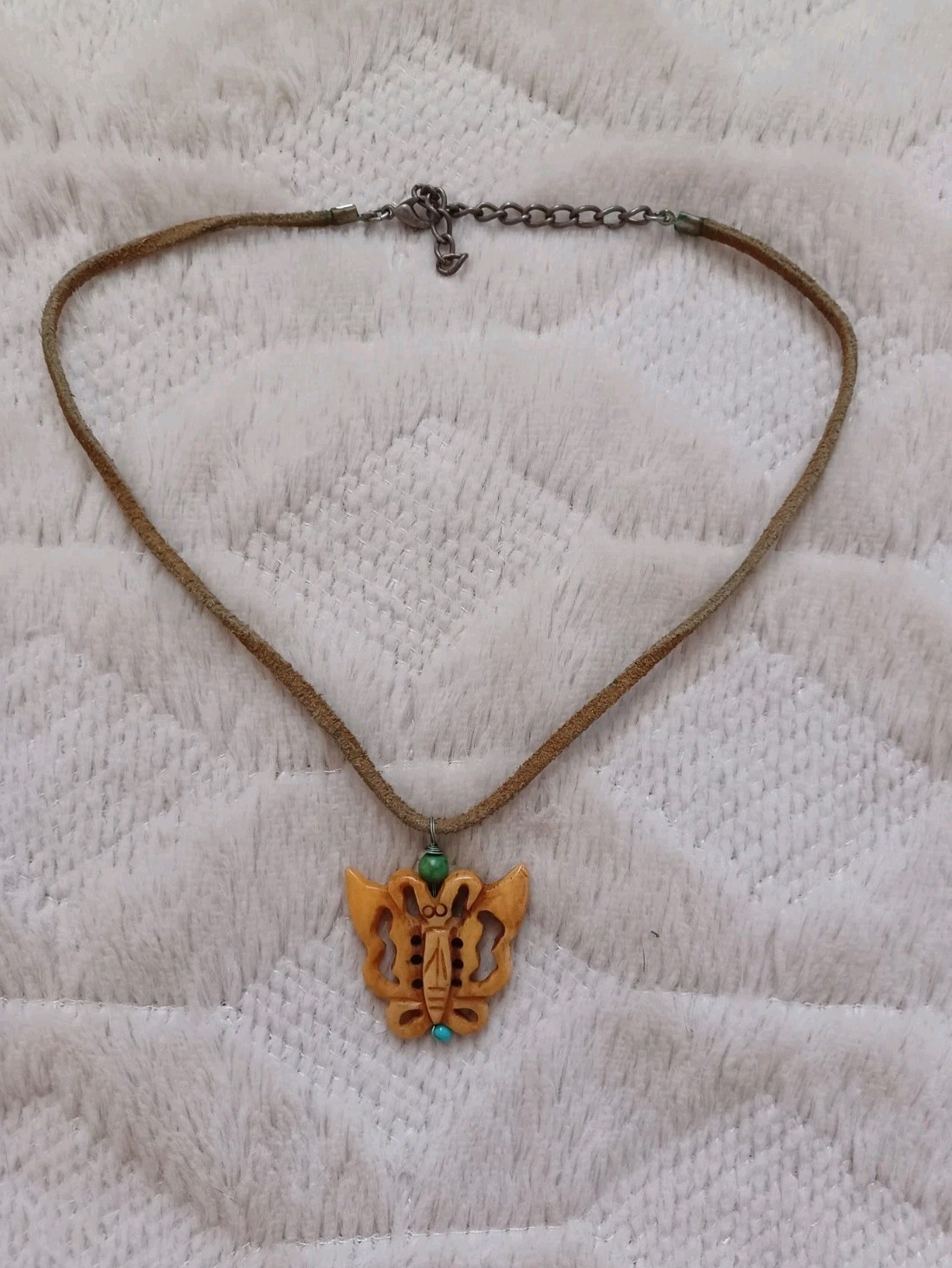 Vintage 90’s Y2K Early 2000’s Carved Butterfly Suede Cord Necklace Hippie Boho