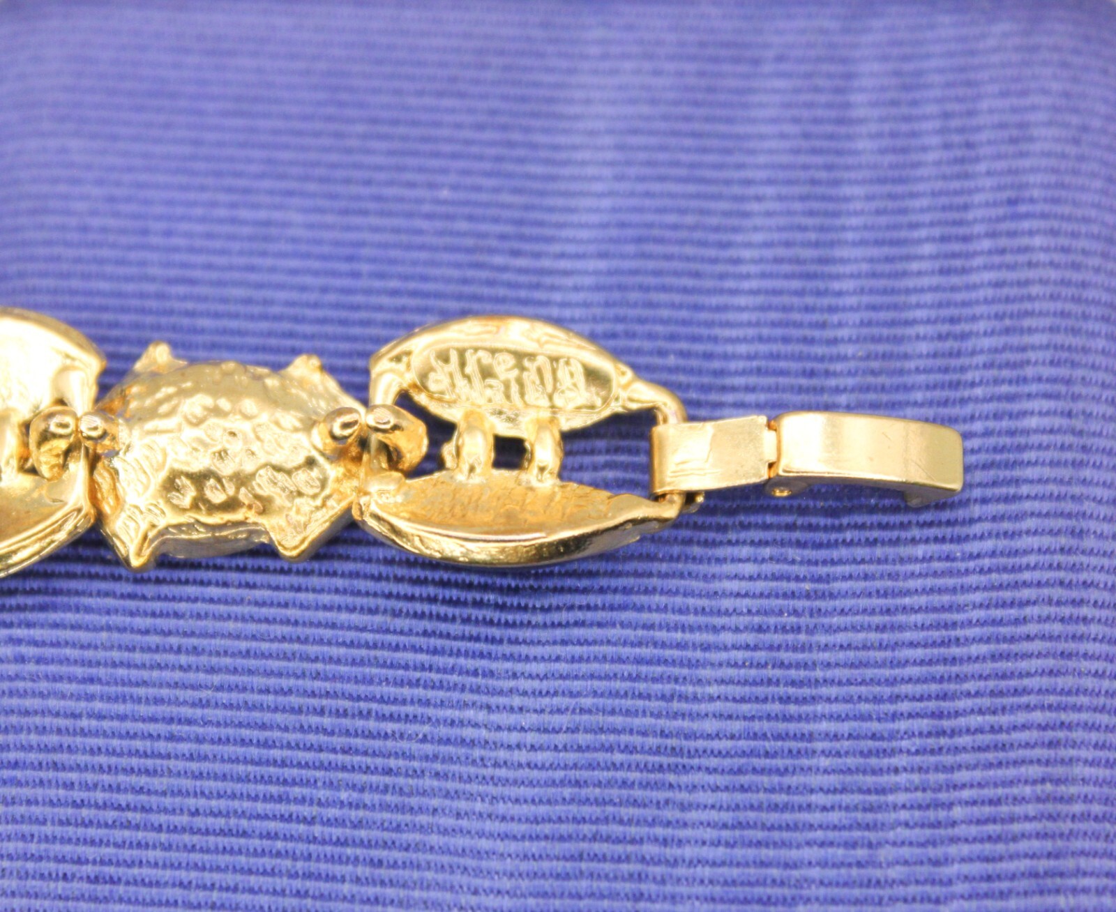 Vintage ORENA of PARIS France Rhinestones Enamel Heart Link Bracelet Gold Tone