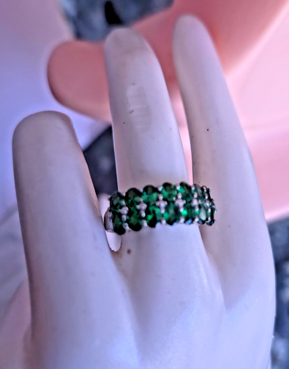 Vintage Signed Karis Sterling Silver Double Row Green Oval Stone Size 8 Ring
