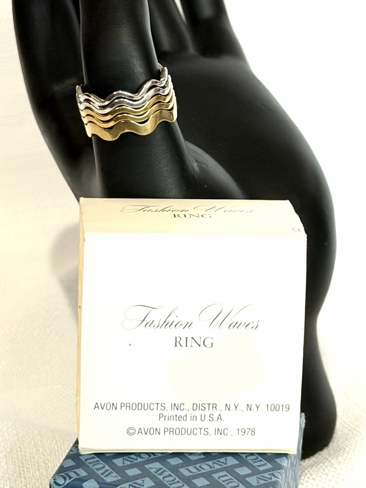 1978 Avon FASHION WAVES RING Stackable Gold & Silver-Tone Set of 5 Size 9 VTG
