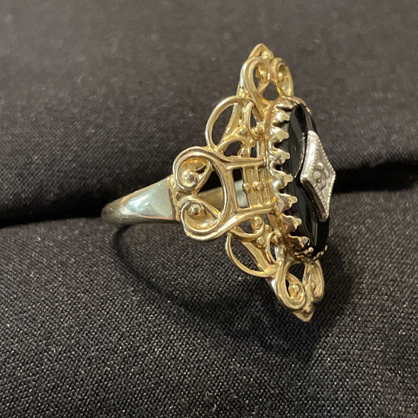 Vintage PSCO 10K Gold Black Onyx Diamond Filigree Lace Cocktail Ring Size 7