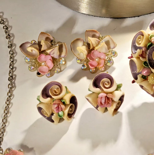Vintage Purple Conch Shell Necklace, Earrings, Brooch Pink White Rhinestone Set