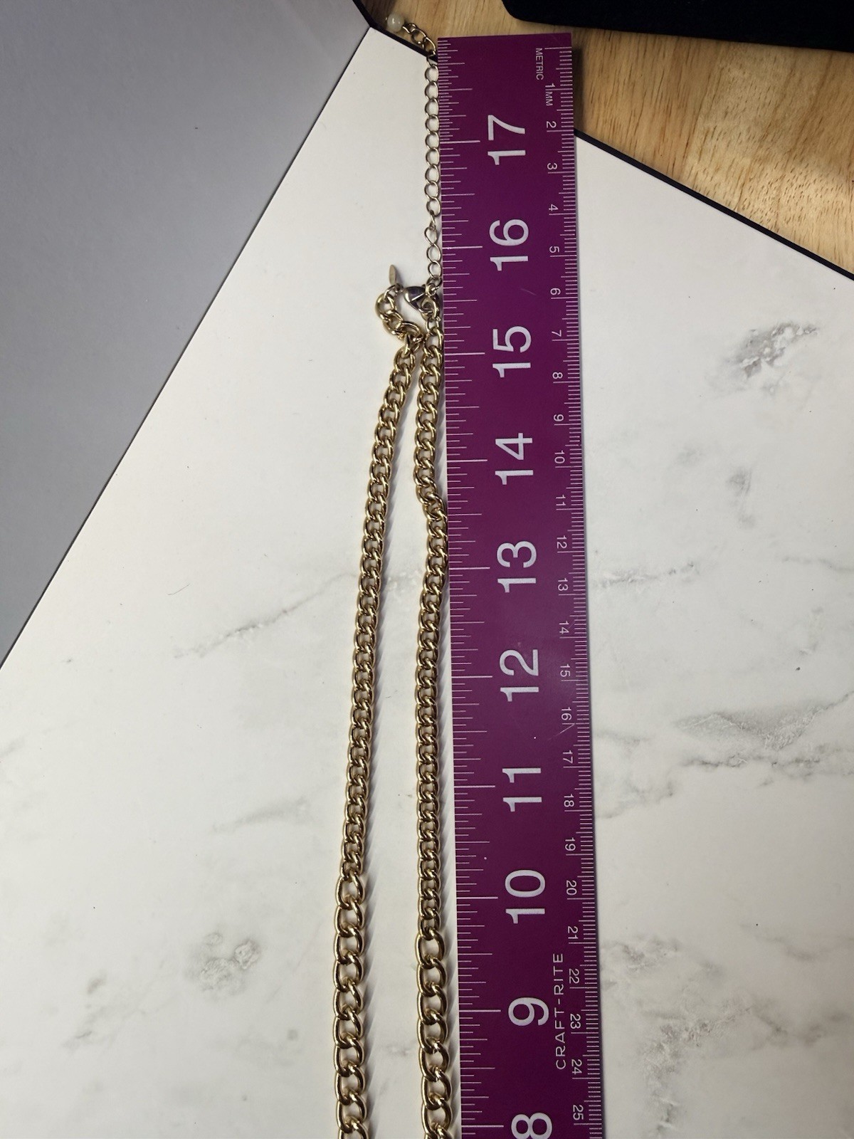 LMN Gold Tone 16″-20″ Curb Chain W/ Gold Crystal Lead Pendent Lobster Claw Clasp