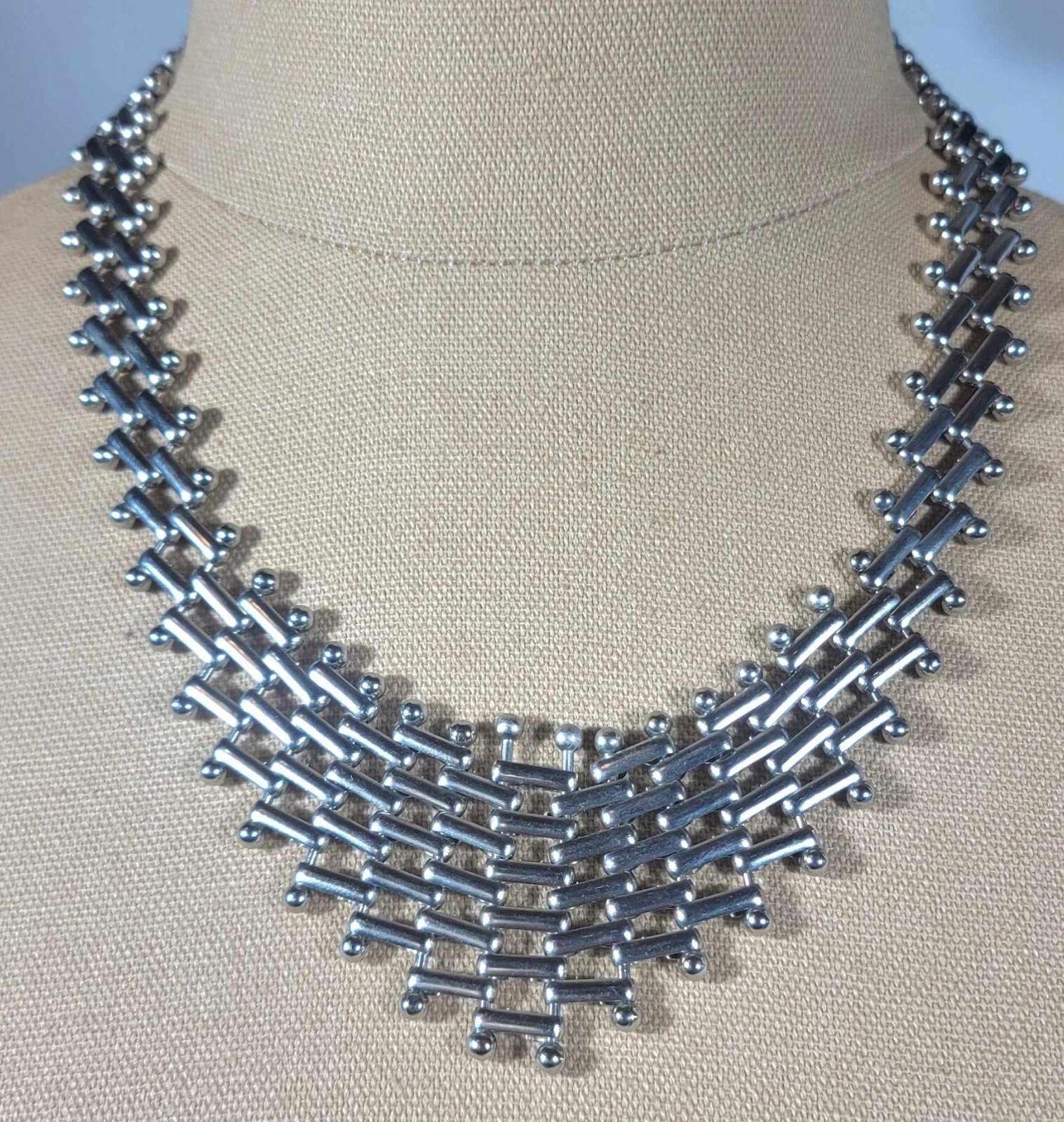 Vintage 1980’s Silver Toned Bib Choker Expanding Mesh Necklace
