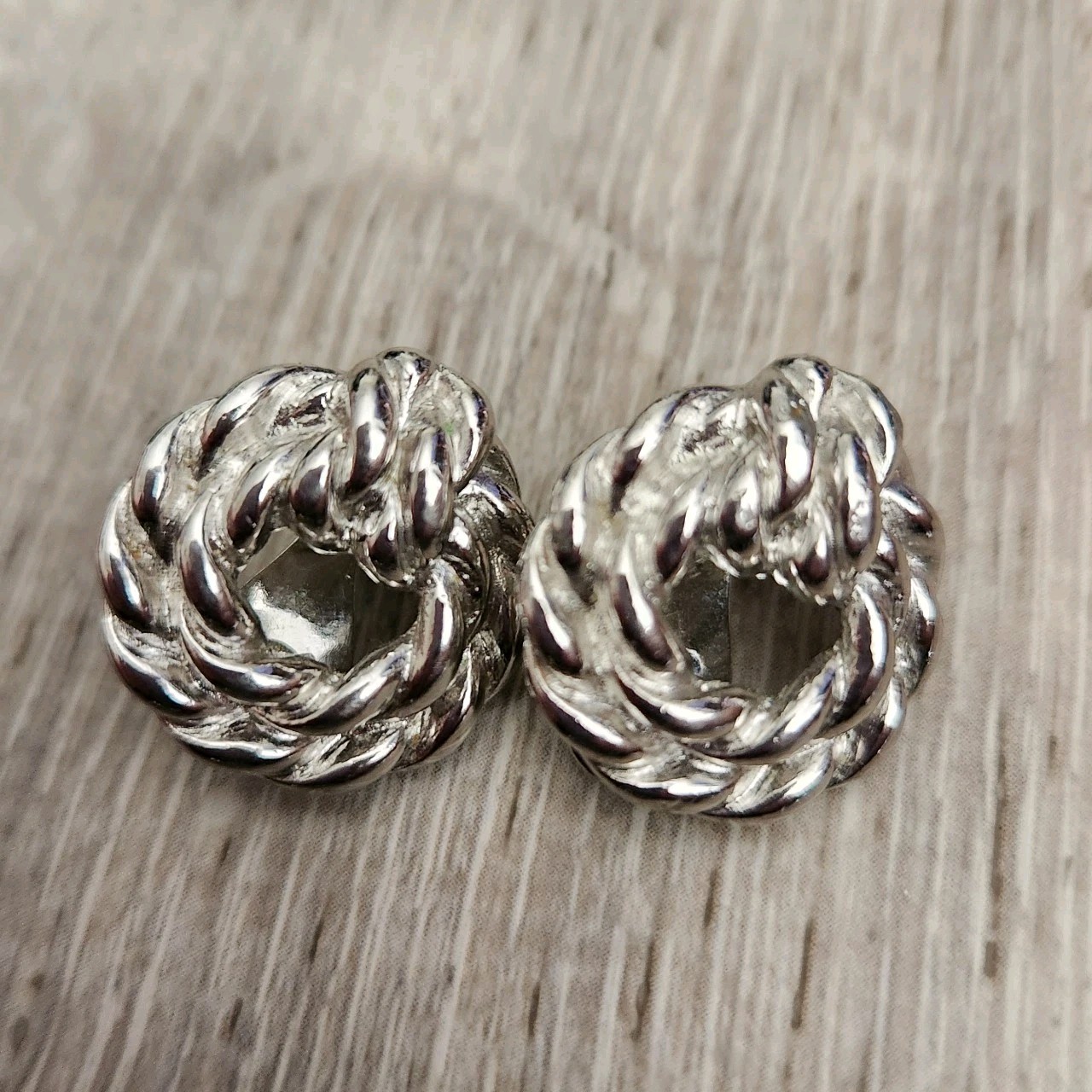 Vintage Monet Silver Tone Knotted Rope Clip-on Earrings Round Wreath