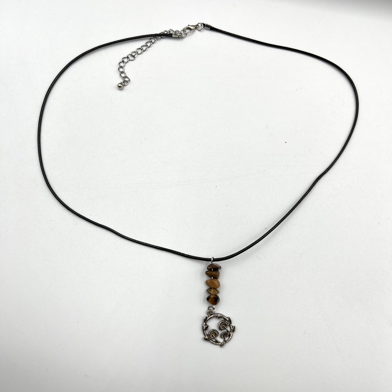 VTG Retro Boho Tigers Eye Mushroom Pendant Black Cord Necklace Earthy Goblincore