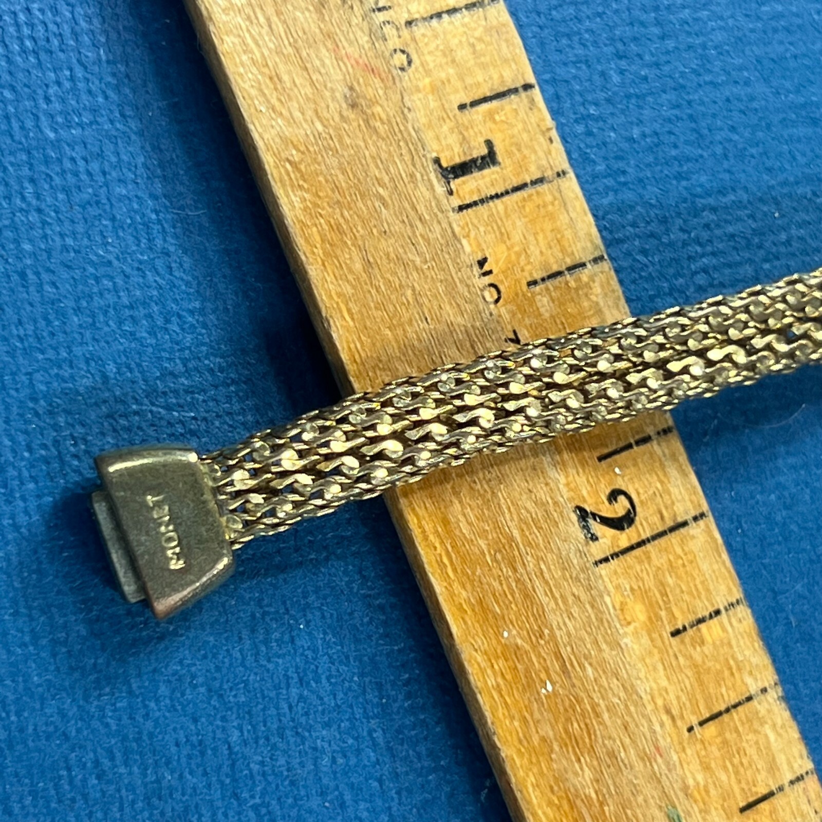 Vtg MONET meshed style washed gold tone 7 1/4″ x 5/16″ bracelet magnet closure