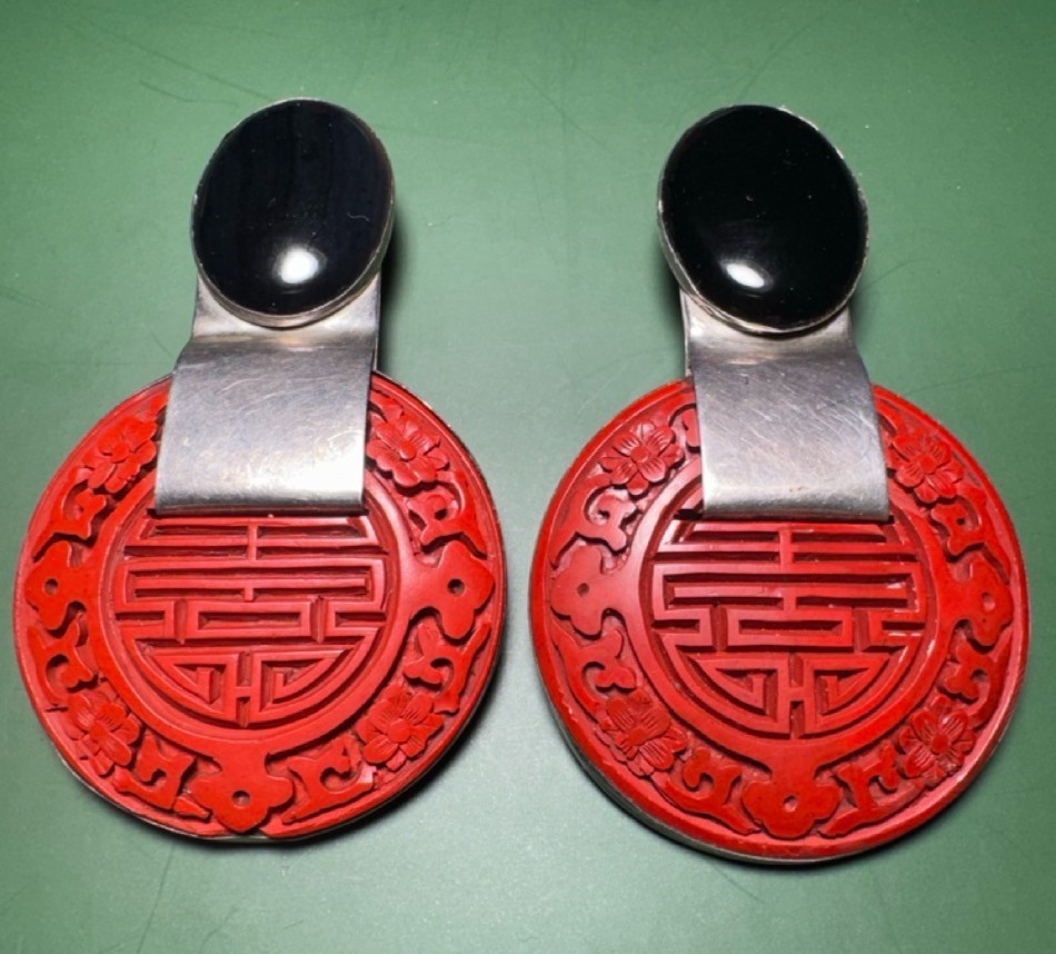 Amy Kahn Russell Sterling Silver Clip-on Earrings Cinnabar and Onyx