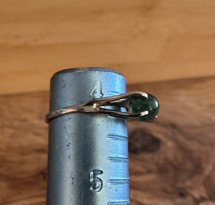 Vintage Silver Tone Ring Green Polished Stone Ring Size 4.25