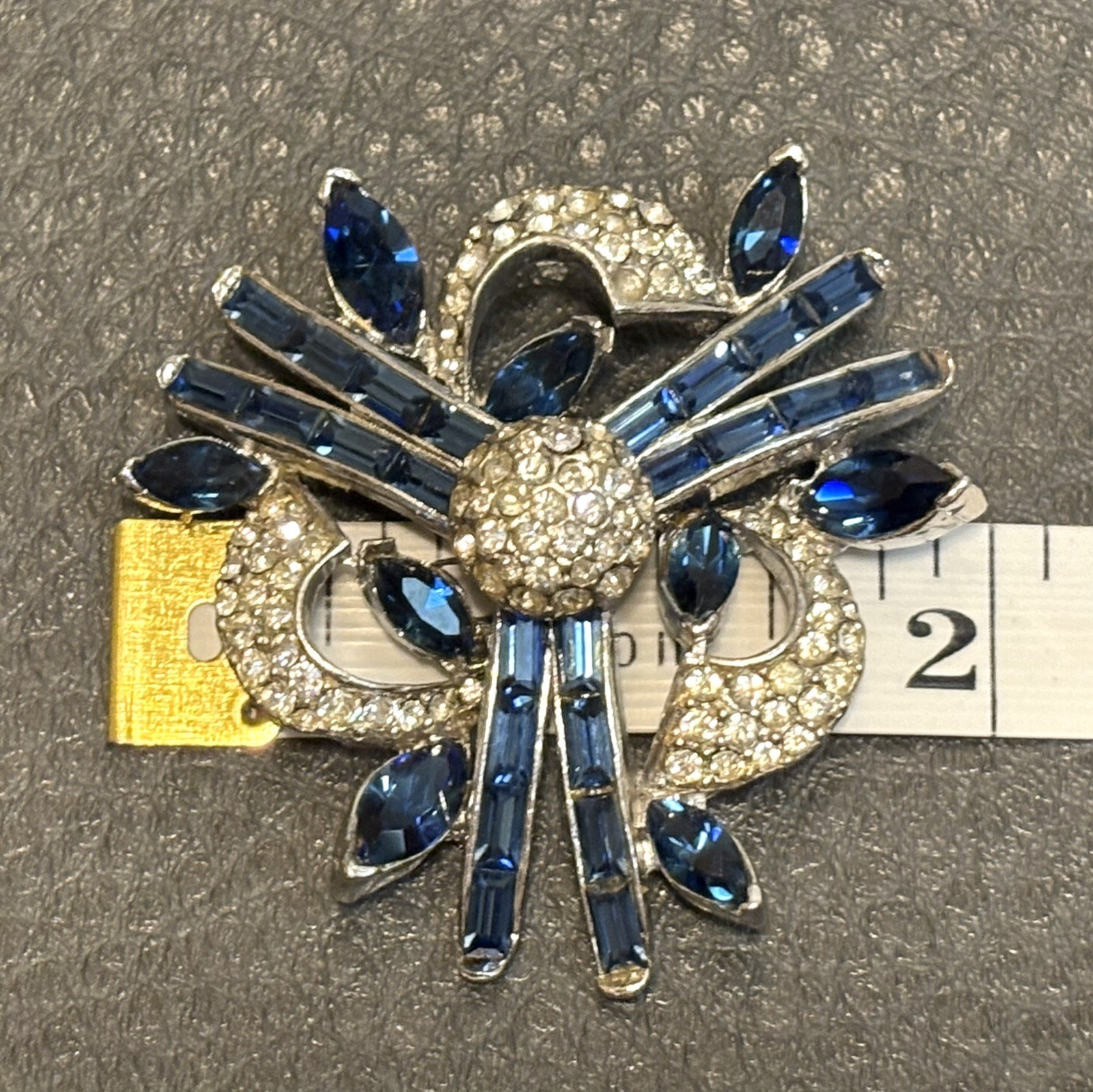 AMAZING Flower Blue Clear Pave Rhinestone Vintage High End Well Made Brooch