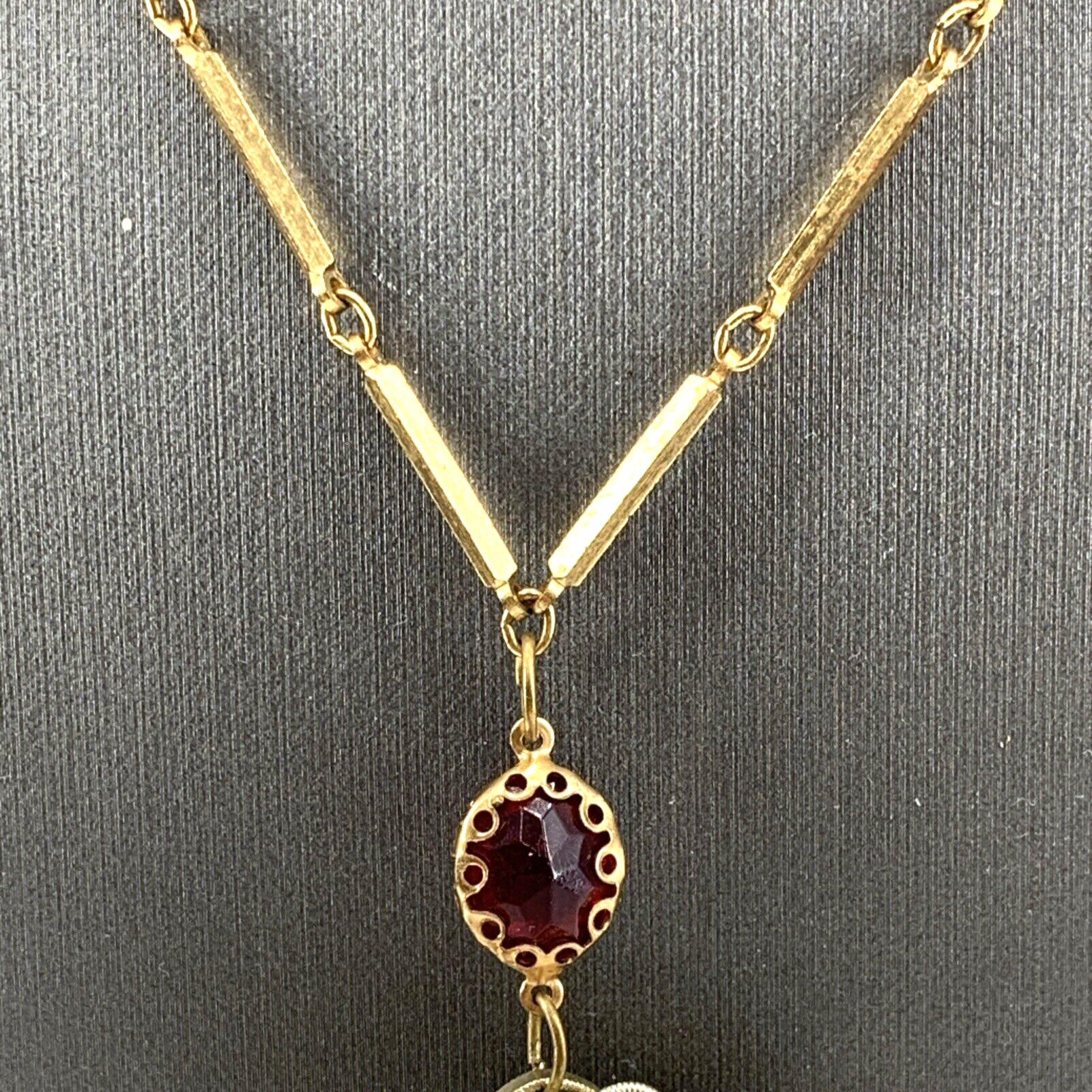 Statement Necklace Medallion Faux Baroque Pearl Red Glass Gold Tone 26″ Vtg