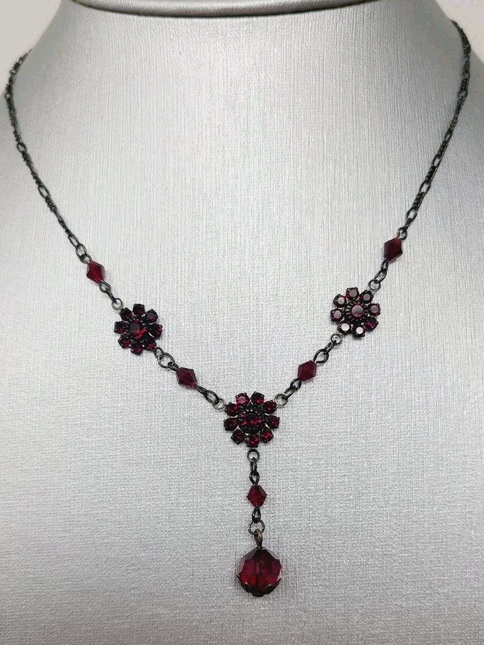 Vintage Austrian Crystal USA Necklace Earrings Set Red Garnet Crystals Black