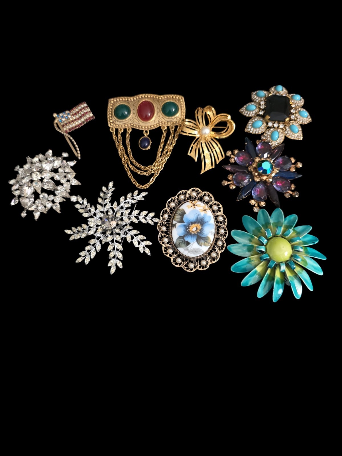 Vintage Mixed Brooch Lot Napier Weiss Sarah Coventry Rhinstone Enamel