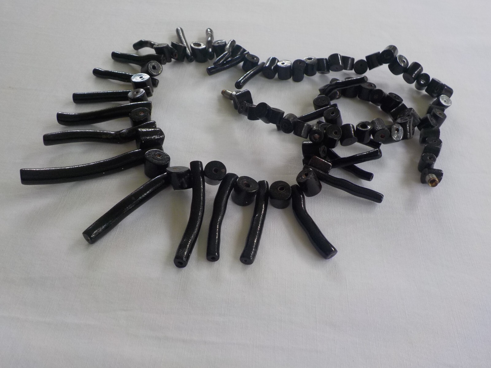 Vintage Black Coral Necklace Barrel Clasp Branch 23″ Long Weighs 44 Grams
