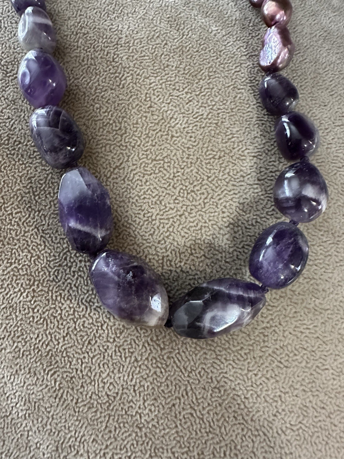 Coldwater Creek Amethyst and Lavender freshwater pearl necklace 20″ long.