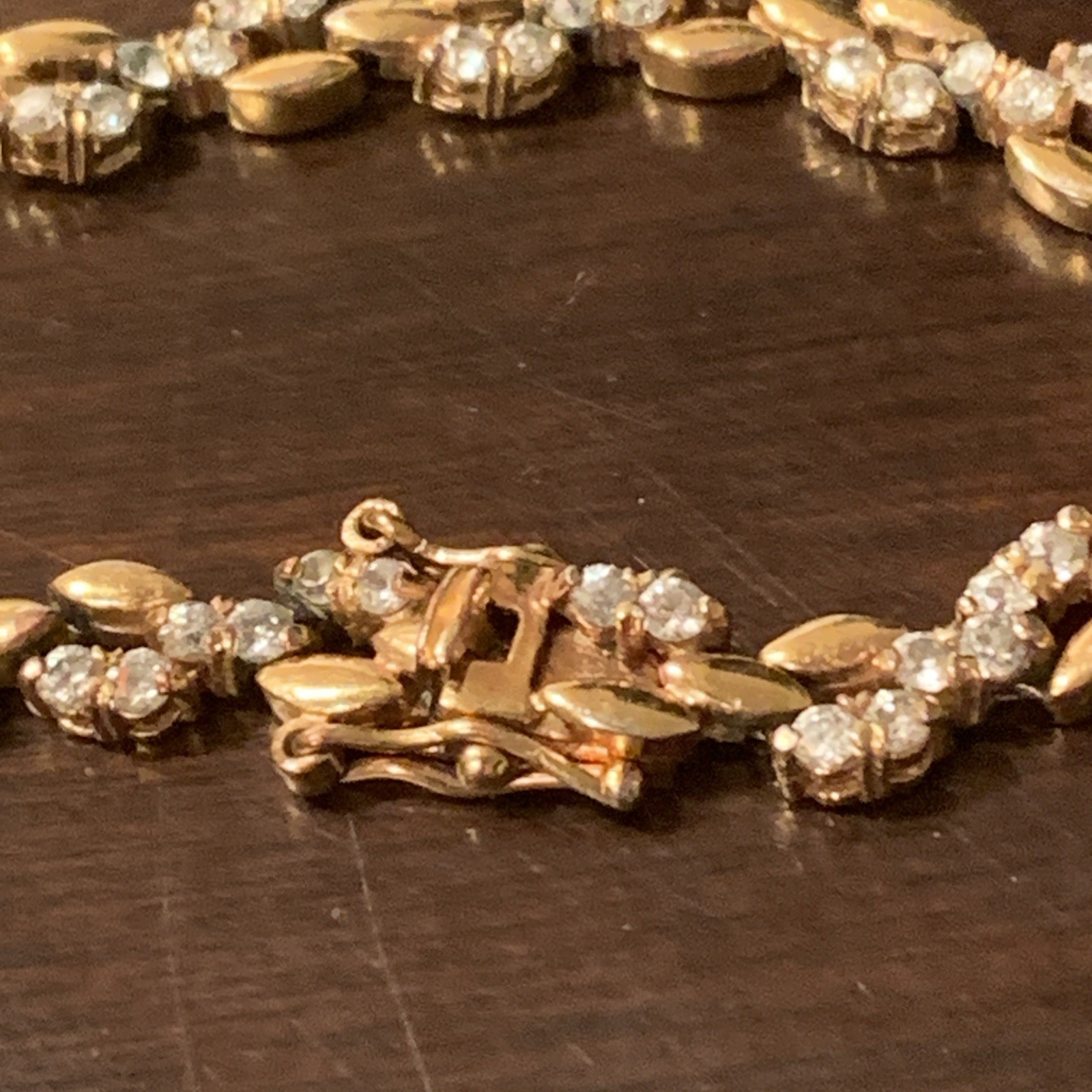 Vtg. Yellow Goldtone & Rhinestone 7 1/2 Inch Tennis Bracelet – no Marks