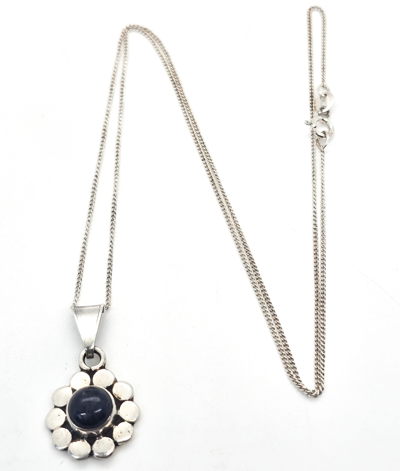 Iolite blue gemstone vintage flower petite sterling silver pendant necklace