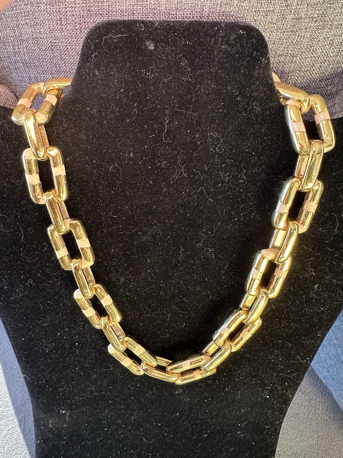 Vintage St John Necklace Chunky Gold Tone Chain Reversible White & Brown Enamel