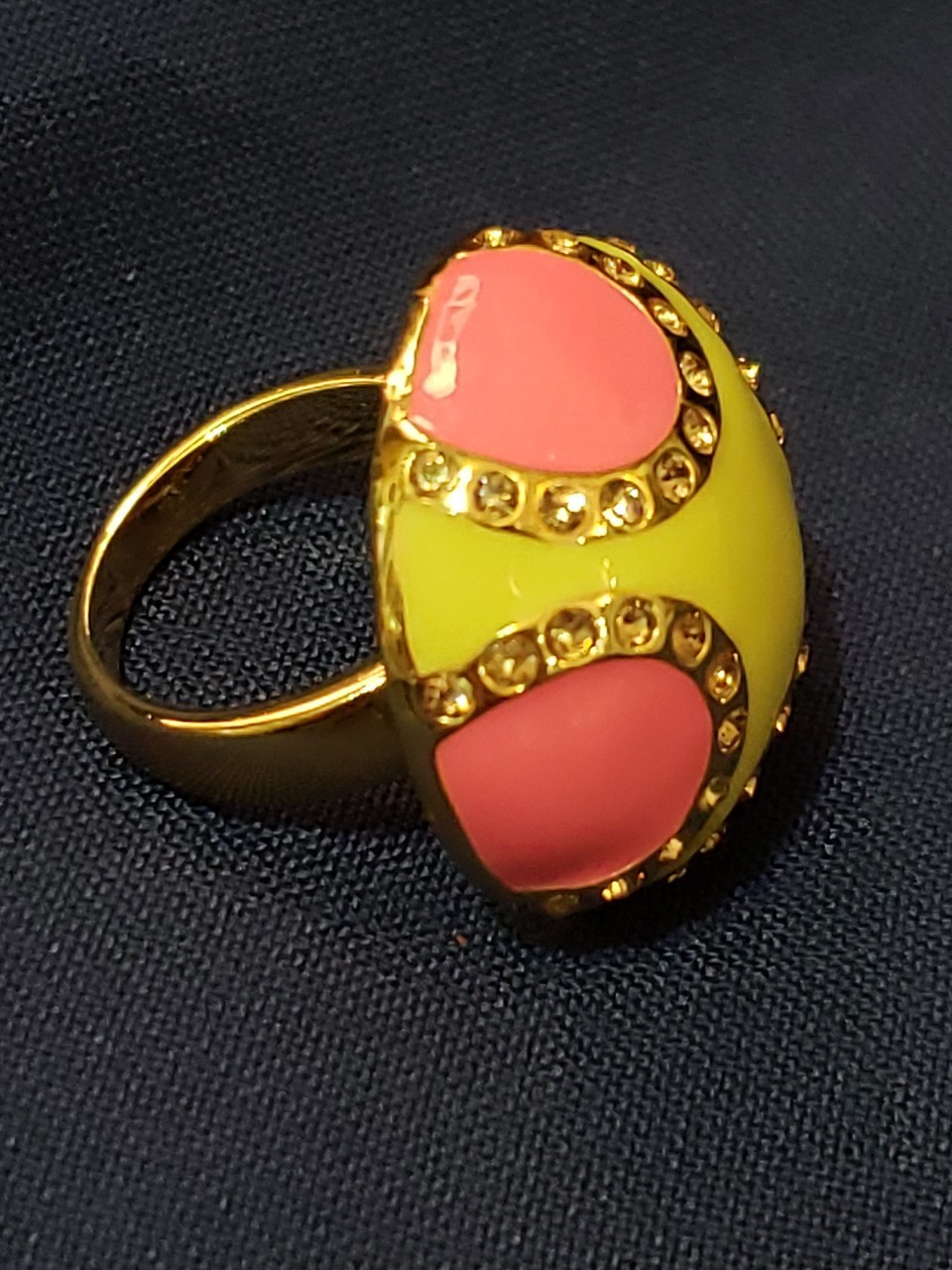 Vintage Kate Spade Statement Ring Bold Pink and Green Dome Design sz 5 1/2 (T110