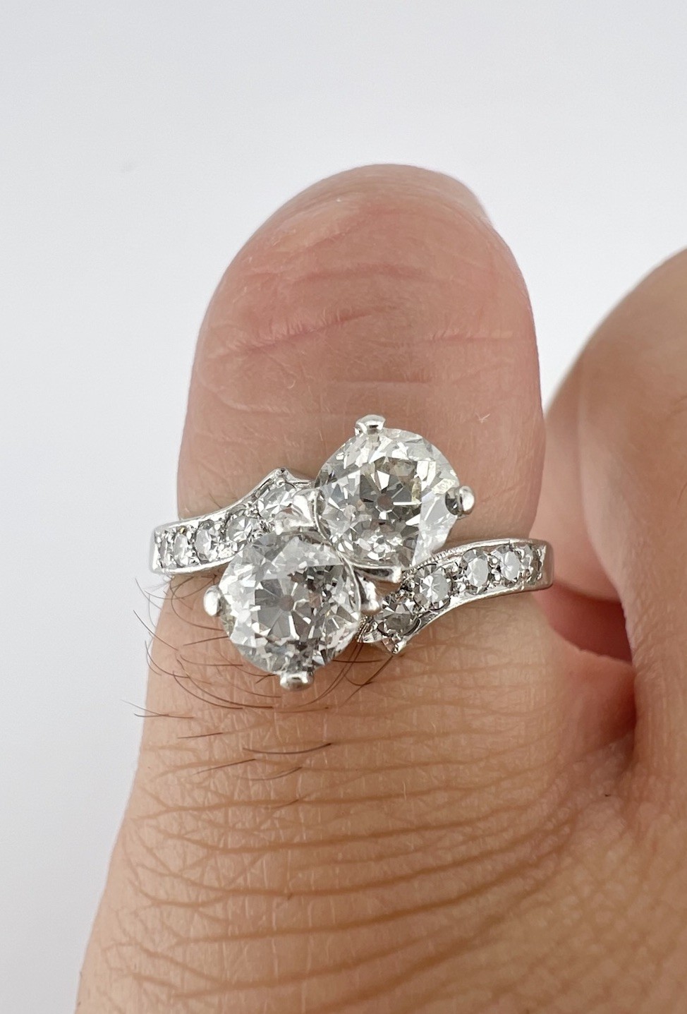 Antique Victorian .900 Platinum Old European Cut Diamond Moi et Toi Bypass Ring