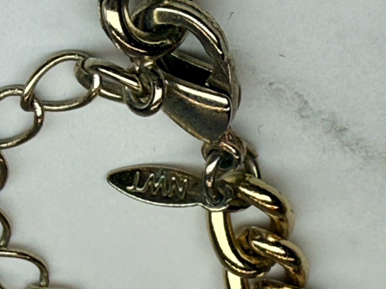 LMN Gold Tone 16″-20″ Curb Chain W/ Gold Crystal Lead Pendent Lobster Claw Clasp