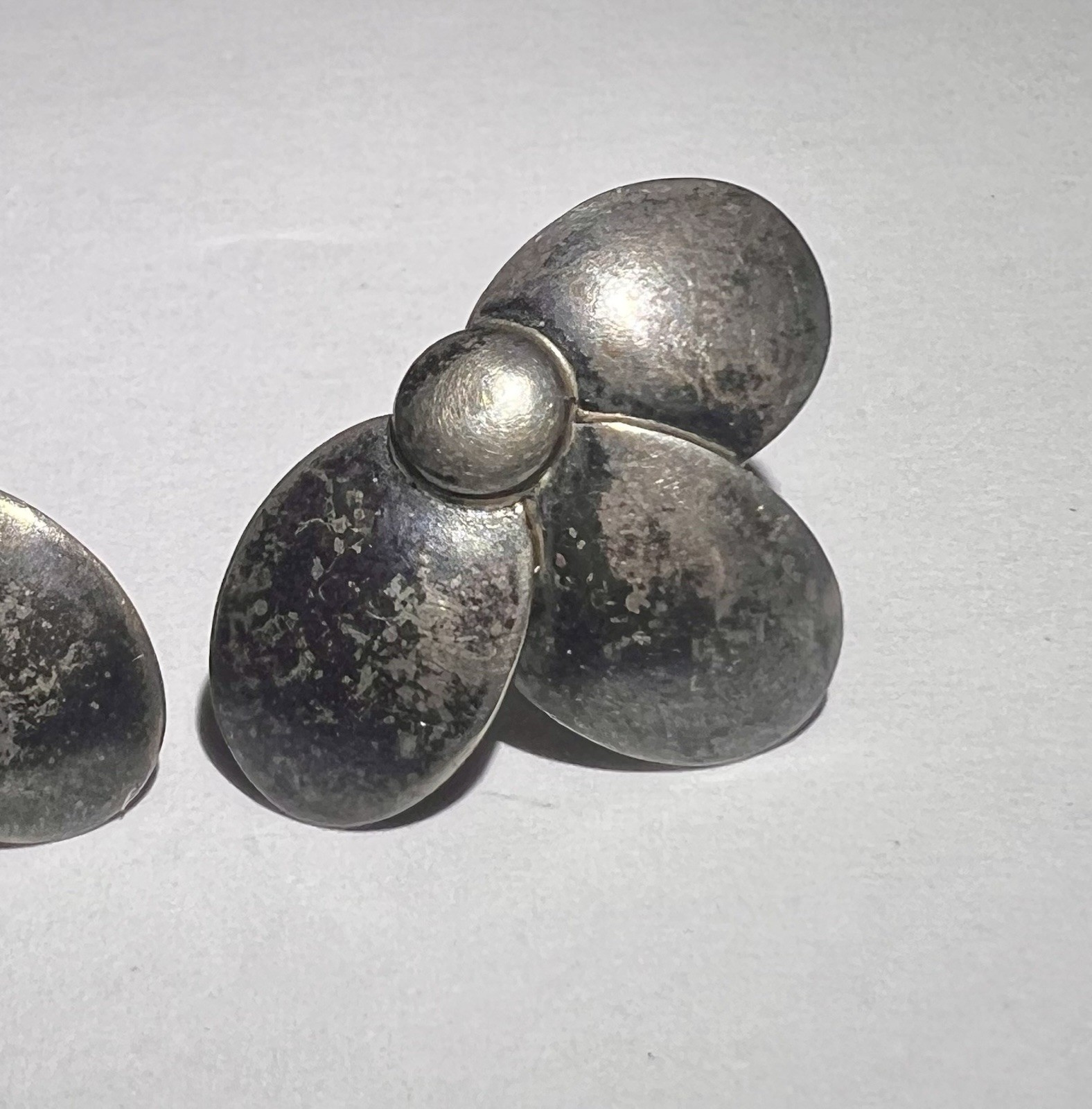 Vintage Sterling Silver CALLA LILY Flower Screw Back Earrings Modernist N.E ?