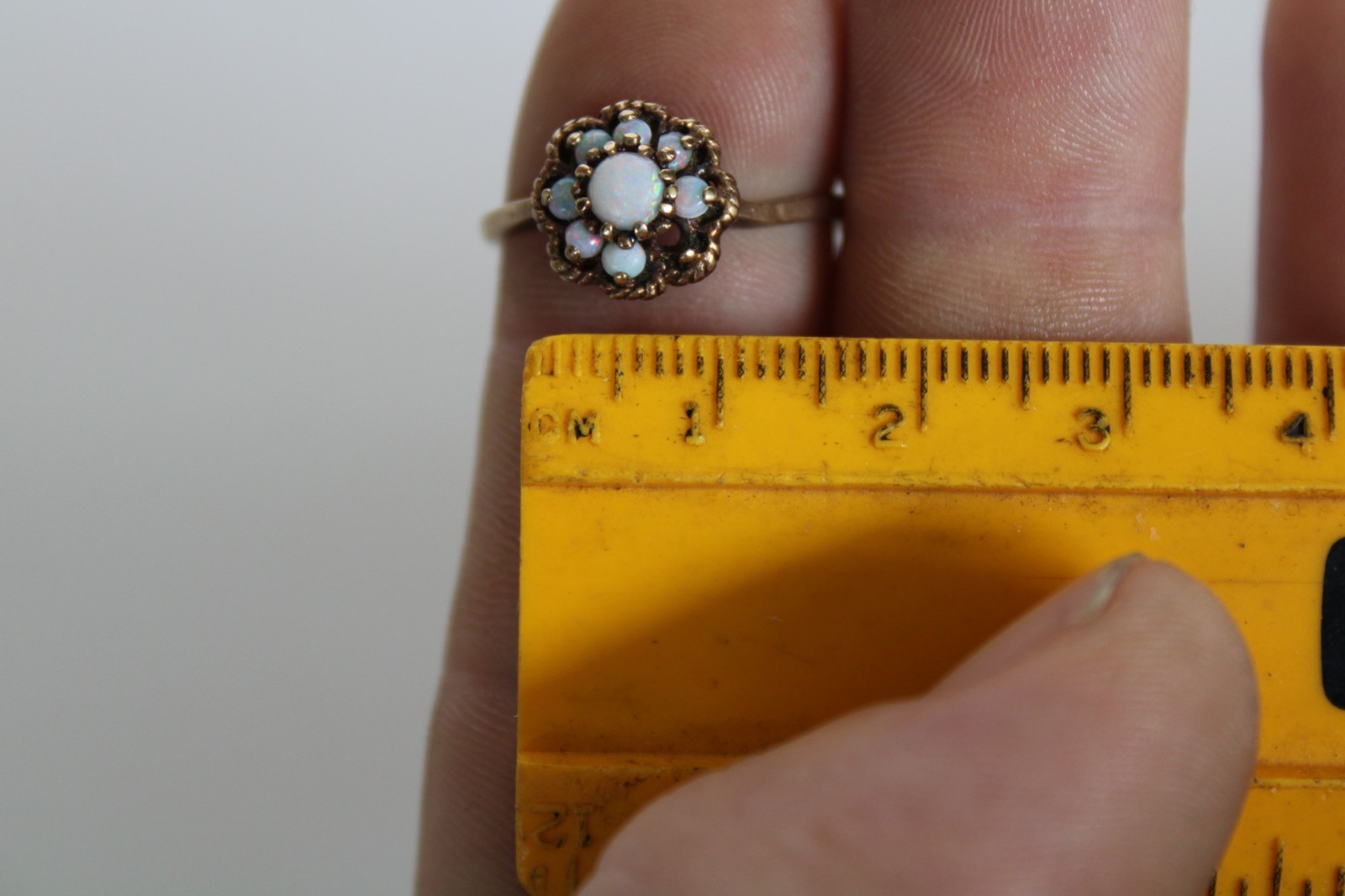 Vtg 10K Yellow Gold & Fire Opal Floral Cluster Ladies Estate Ring, 2.25g -S: 5.5