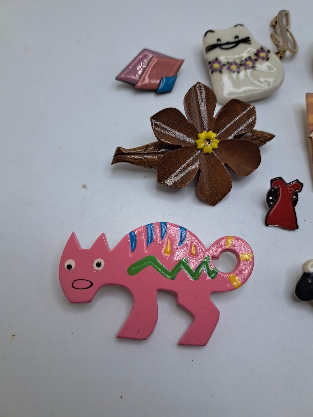 Vtg Lot (17) Pins Lapels Funky Eccentric Cat Flower Dog Handmade Latte Animals