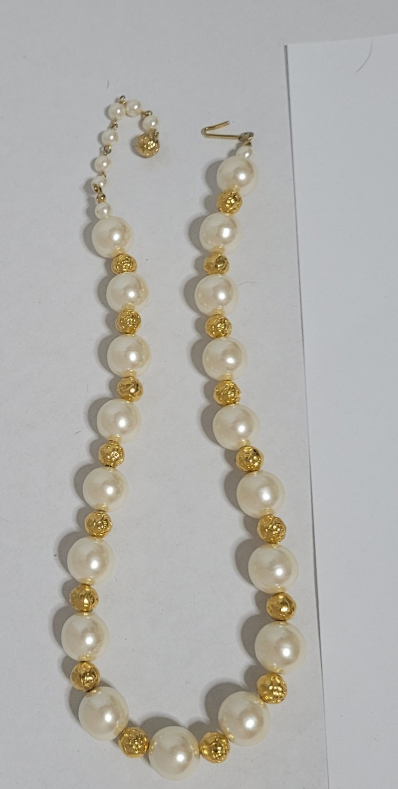 Vintage Faux Pearl Goldtone Filgree Beaded Necklace. 16″ With 3″ Extender
