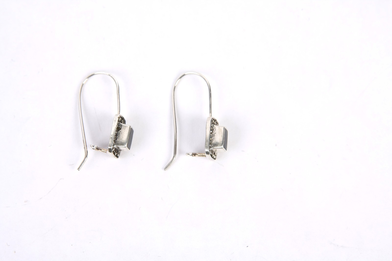 Vtg CW Black Onyx & Marcasite Sterling Silver Drop Hook Rectangle Earrings 3.3g