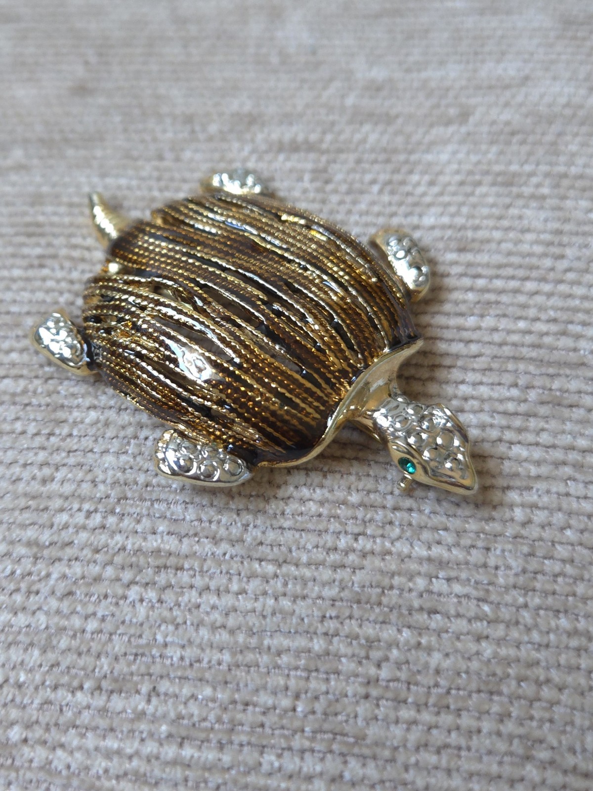 Vintage Turtle Brooch Pin Gold Tone Silver Green Stone Eyes Pin