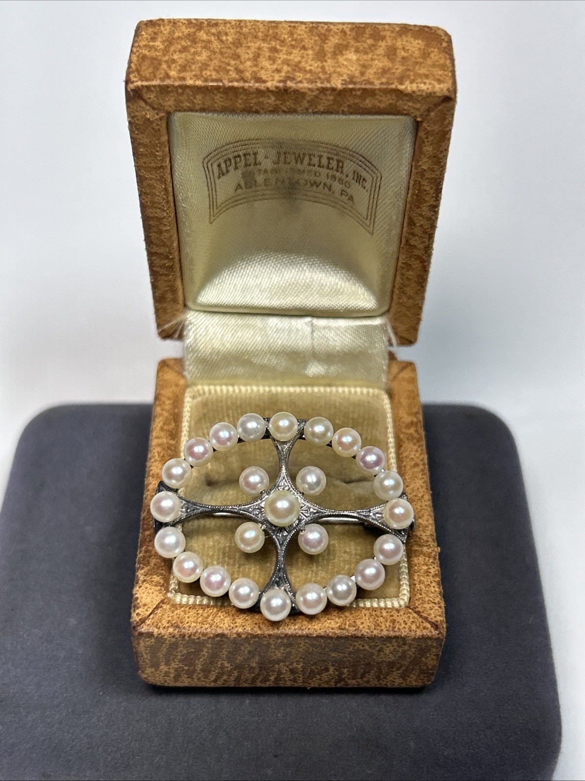 Vintage Mikimoto Sterling Silver Japanese Akoya Pearl Oval Wreath Cross Brooch