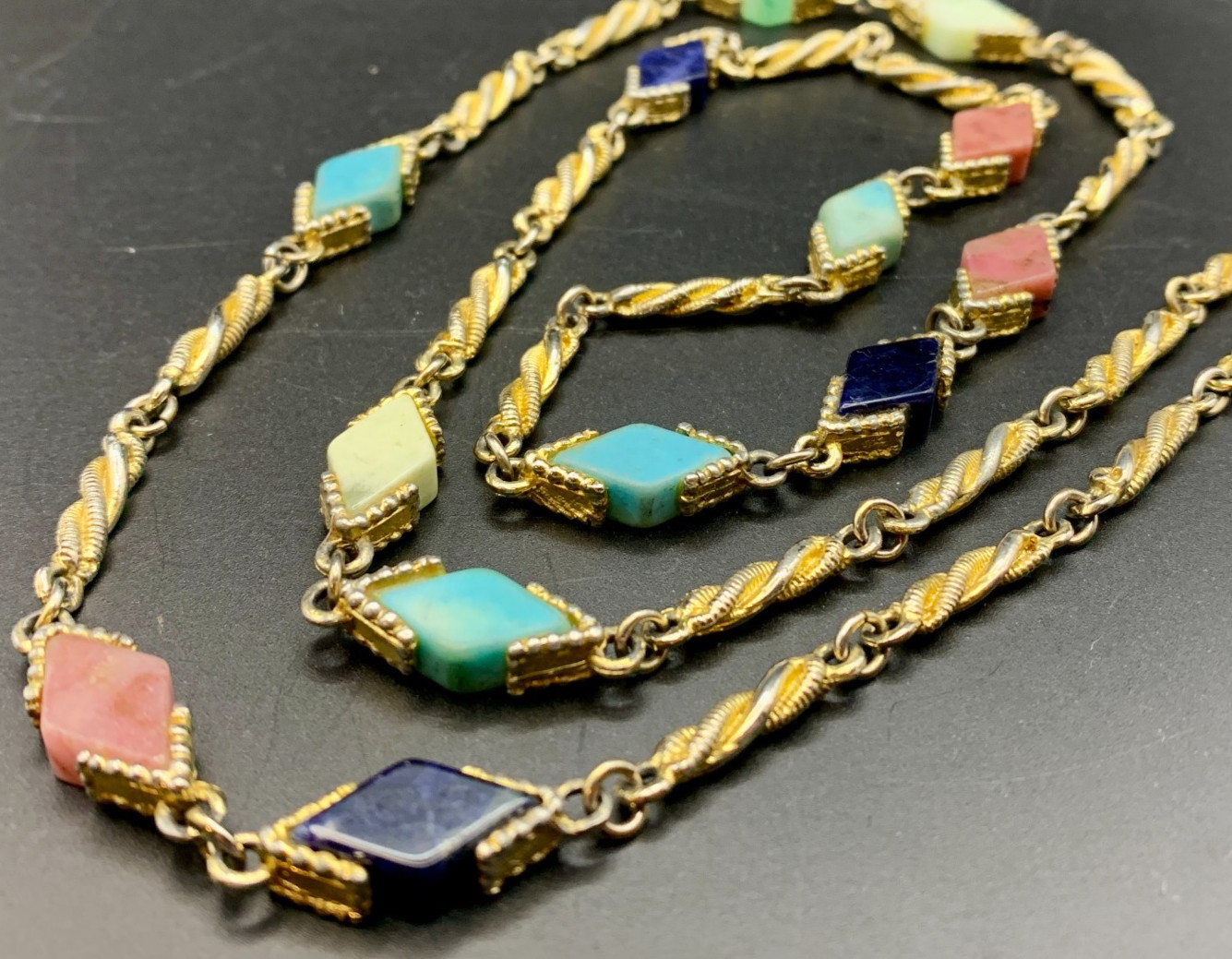 Multi Gemstones Necklace Gold Tone Station Lapis Rhodonite Twisted Bar Link Vtg