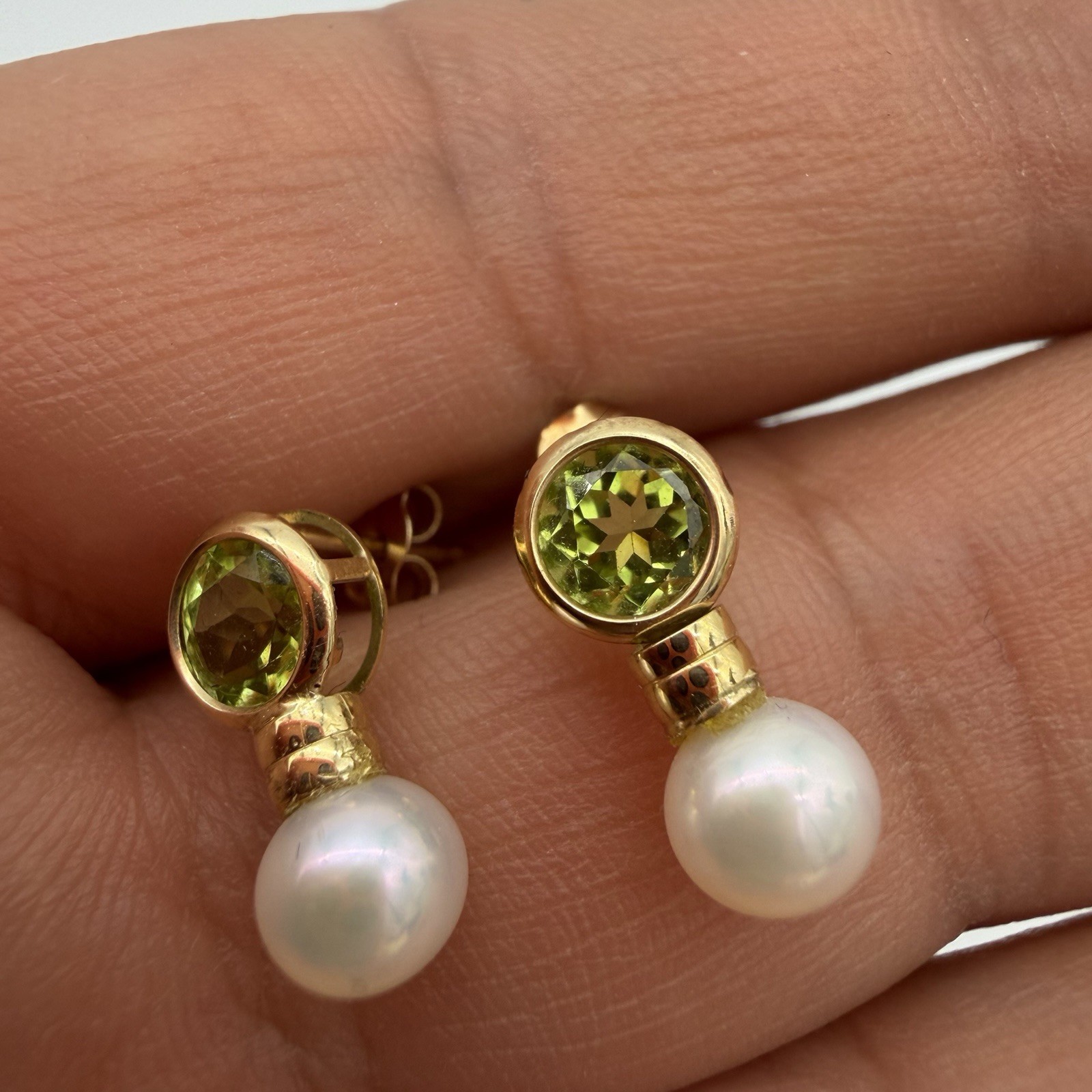 Vtg HSN 14k Yellow Gold Peridot Culture Pearl Drop Earrings Original Box