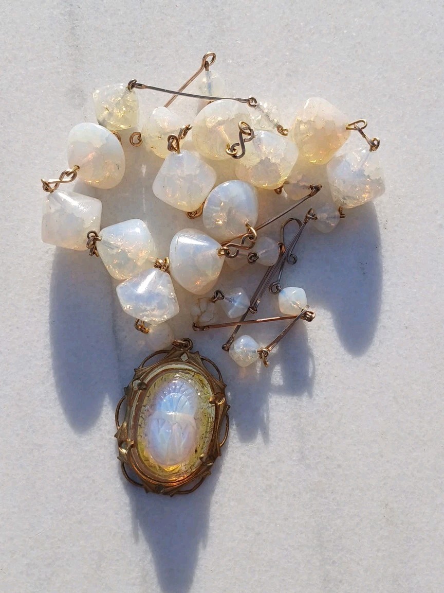 SALE! VINTAGE EGYPTIAN OPAL FOIL SCARAB ANTIQUE FOIL CRACKLE GLASS NECKLACE SET