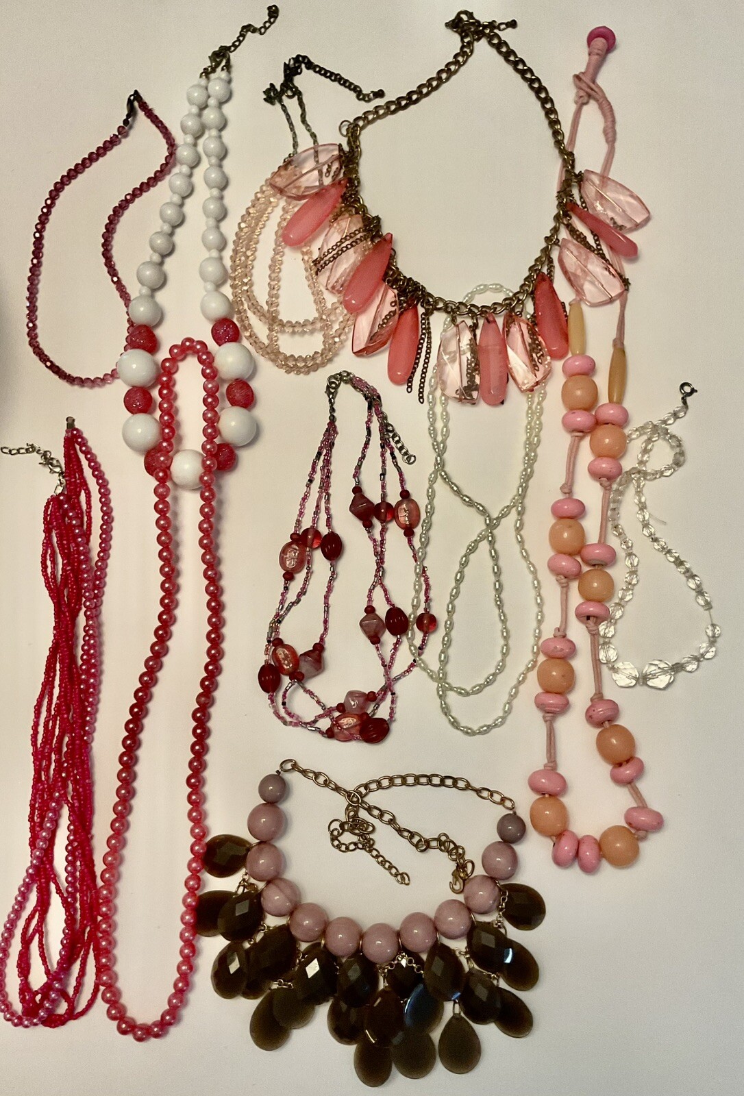 Vintage Lot Of Pink, White, Purple Bead Necklaces Wear Or Craft
