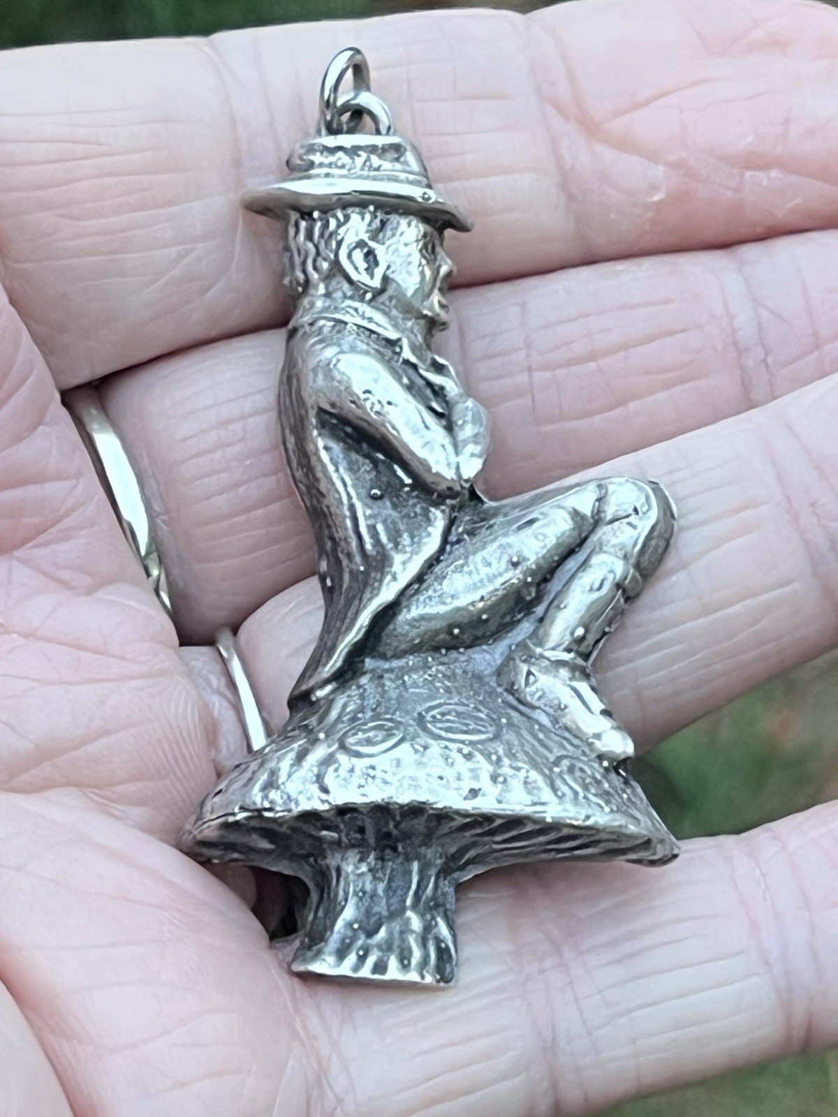 Vintage Sterling 925 Ornate Leprechaun Sitting on Toadstool Pendant 2 1/4″