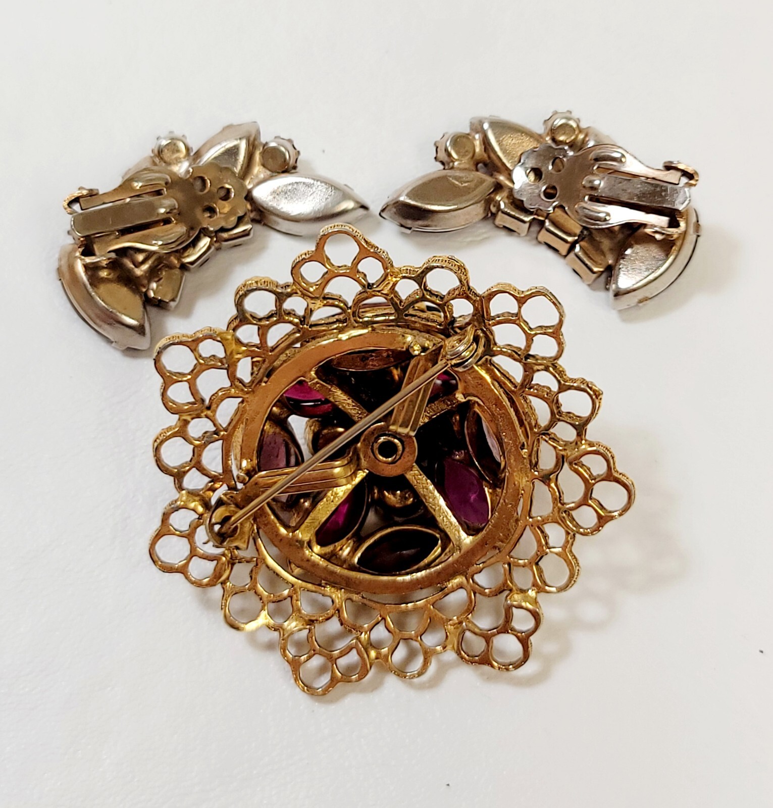 Vintage Fuschia Pink Purple Red Rhinestone Brooch & Earrings Floral Filigree