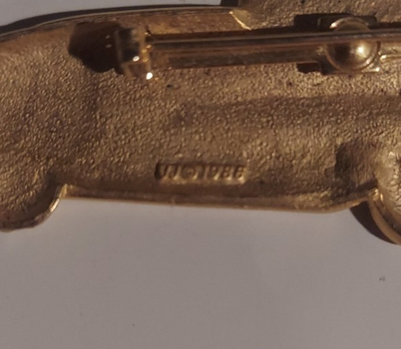 1950’s Classic Cadillac Goldtone 3 1/4 Inch Brooch Pin Signed JJ1986