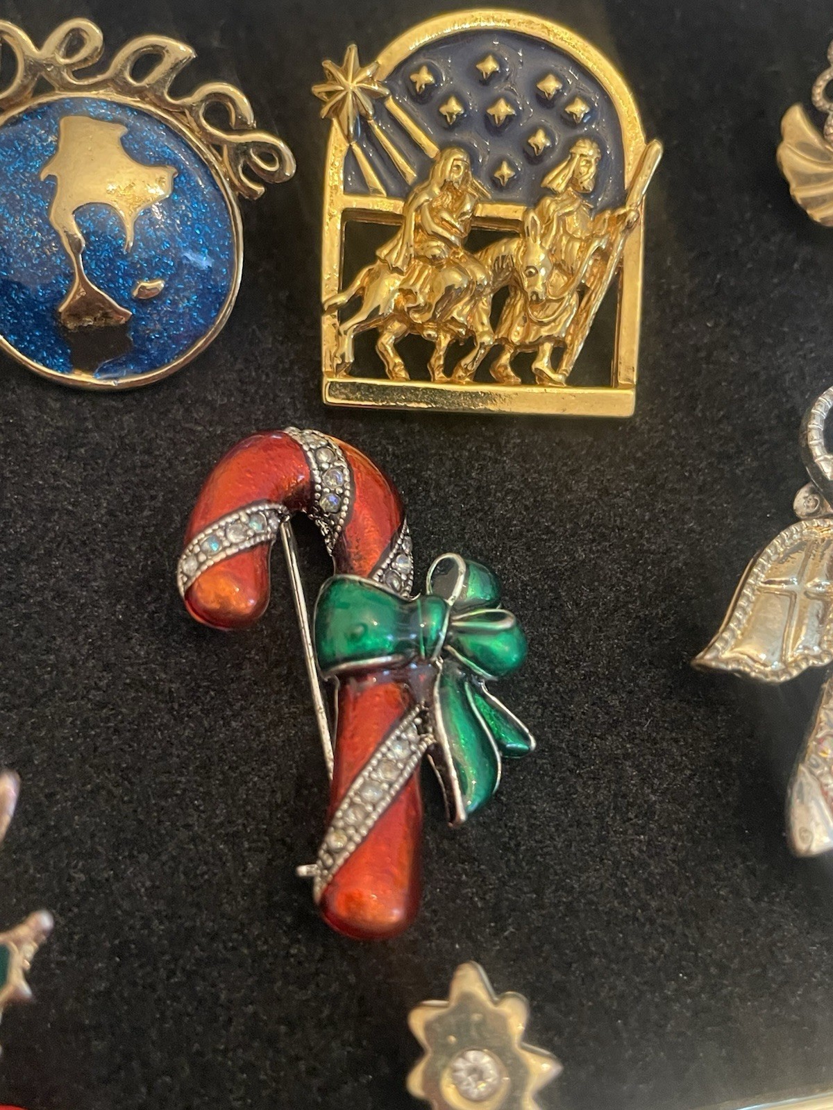 VTG Christmas Brooch Pin Lot ENAMEL RHINESTONE Santa Angel Cane Wise Men Noel