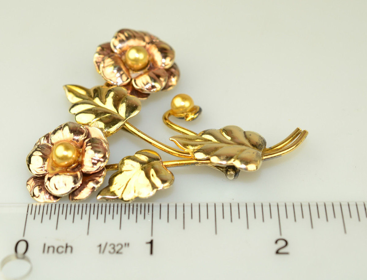 VINTAGE 2 3/8 INCH ROSE & YELLOW GOLD FILLED PIN WITH FLOWERS & LEAVES