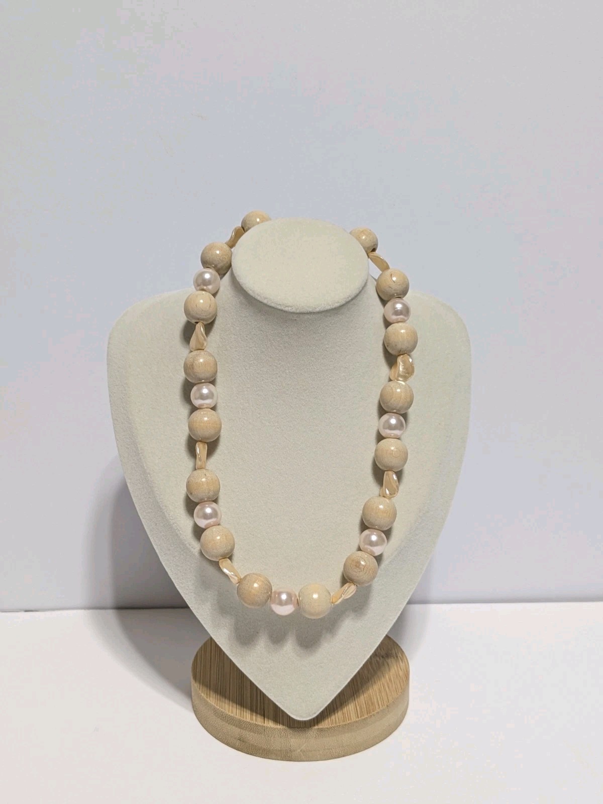 Vintage Wood Bead, Shell & Imitation Pearl Necklace. Light Colors 14″. BOHO