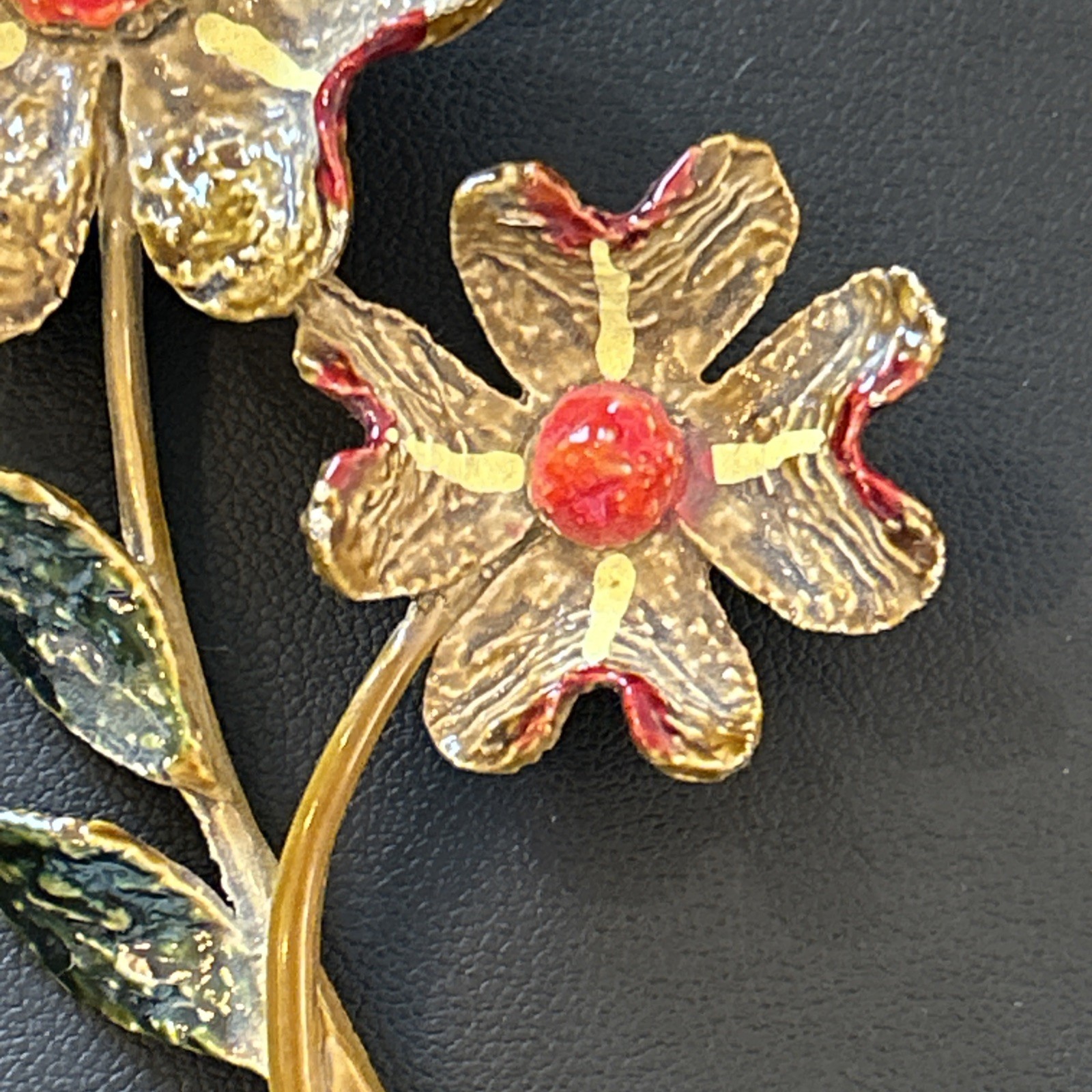 Vintage ART Arthur Pepper Brooch Flower Pin LARGE Unique Enamel Finish Gold Tone