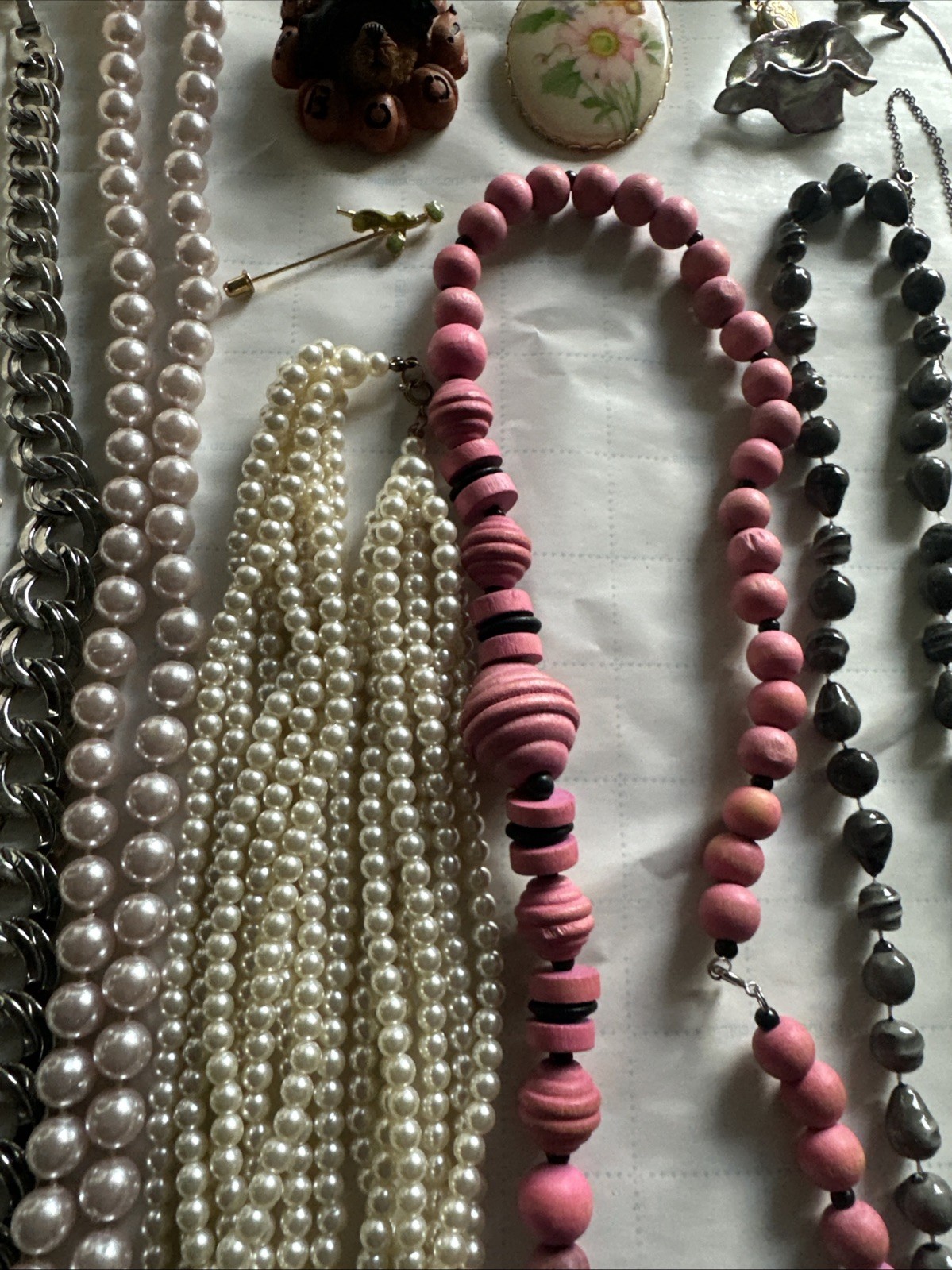 Lot Of Vintage Jewelry Mix Signed Unsigned Mix
